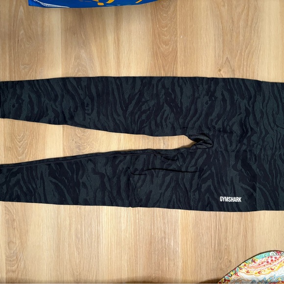 Gymshark Zebra Adapt 🦓 - Picture 2 of 3